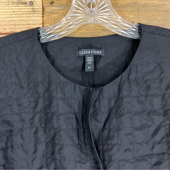 Eileen Fisher Smooth Silk Quilted Jacket Size Small Black - Picture 8 of 9